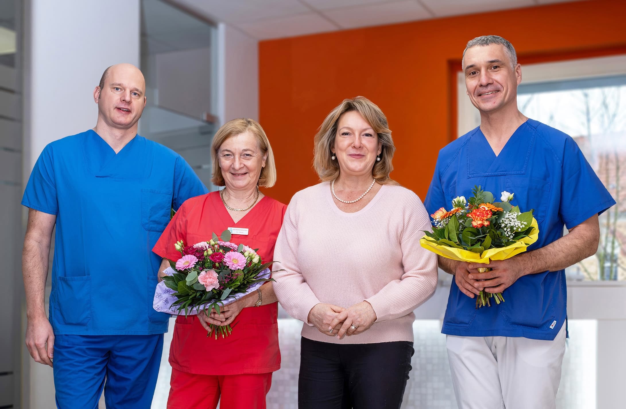 Praxisübernahme Gastroenterologie Elsterwerda – Ärzte mit Bürgermeister