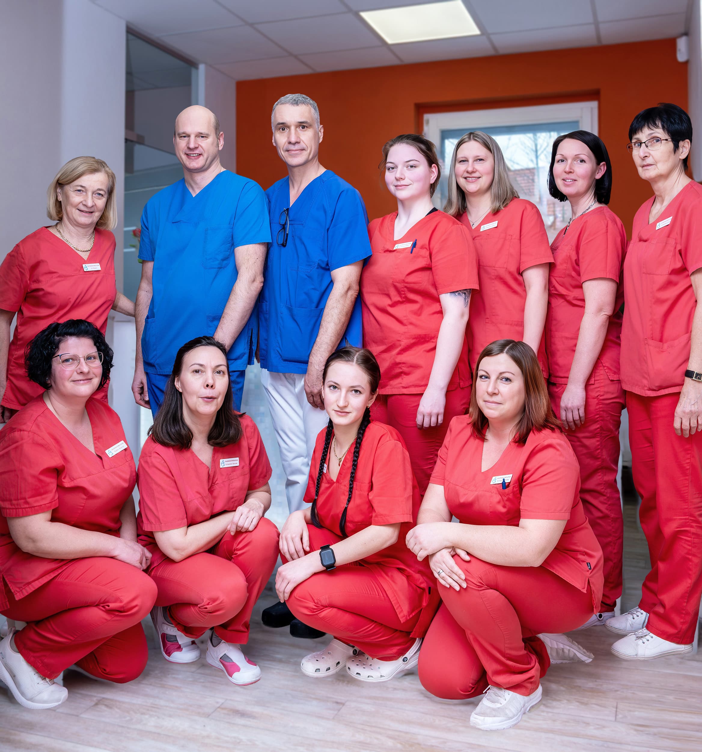 Das Team der Praxis für Gastroenterologie Elsterwerda – Ärzte und medizinische Fachangestellte